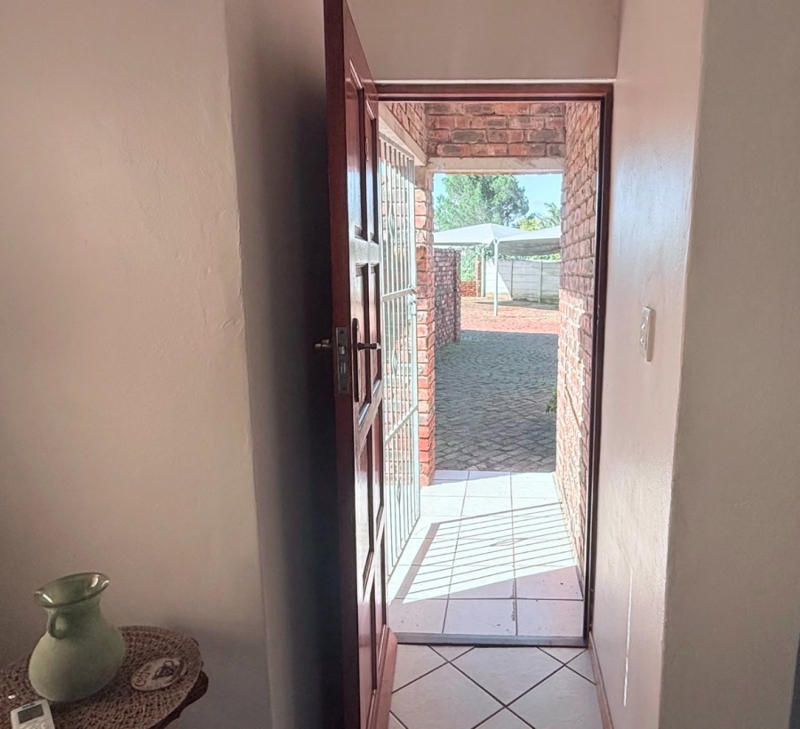 2 Bedroom Property for Sale in Windsor Park Eastern Cape